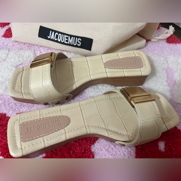 JACQUEMUS 'Les Tatanes' Sandals - Picture 7 of 13